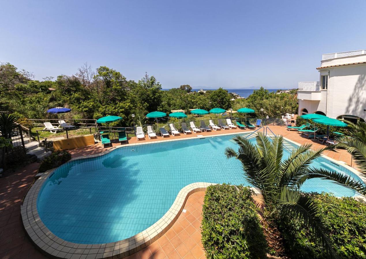 Lacco Ameno  Bristol Hotel מראה חיצוני תמונה