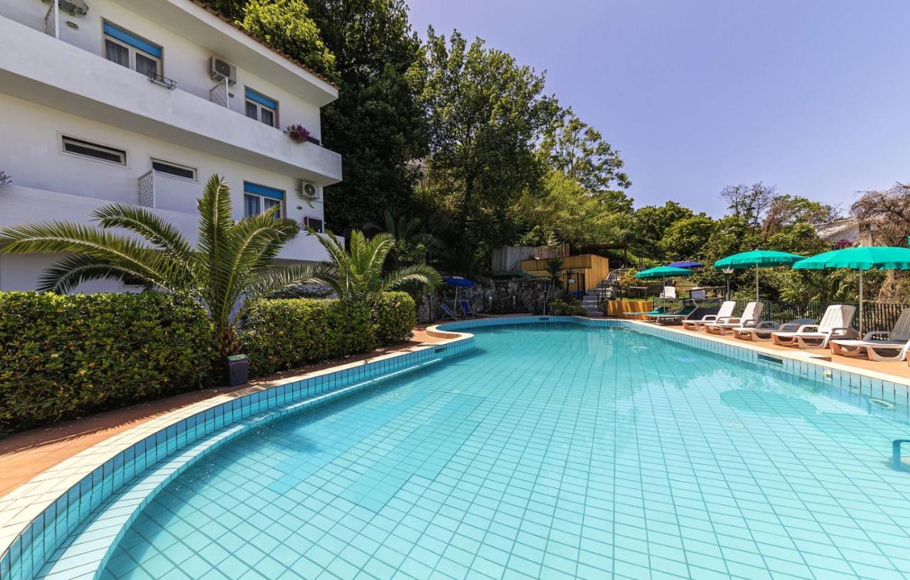 Lacco Ameno  Bristol Hotel מראה חיצוני תמונה