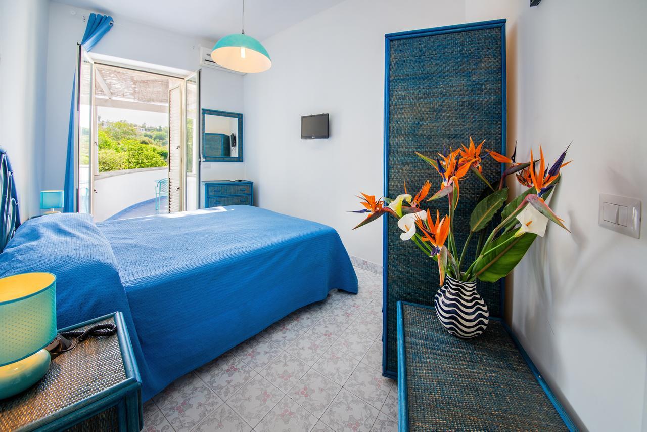 Lacco Ameno  Bristol Hotel מראה חיצוני תמונה